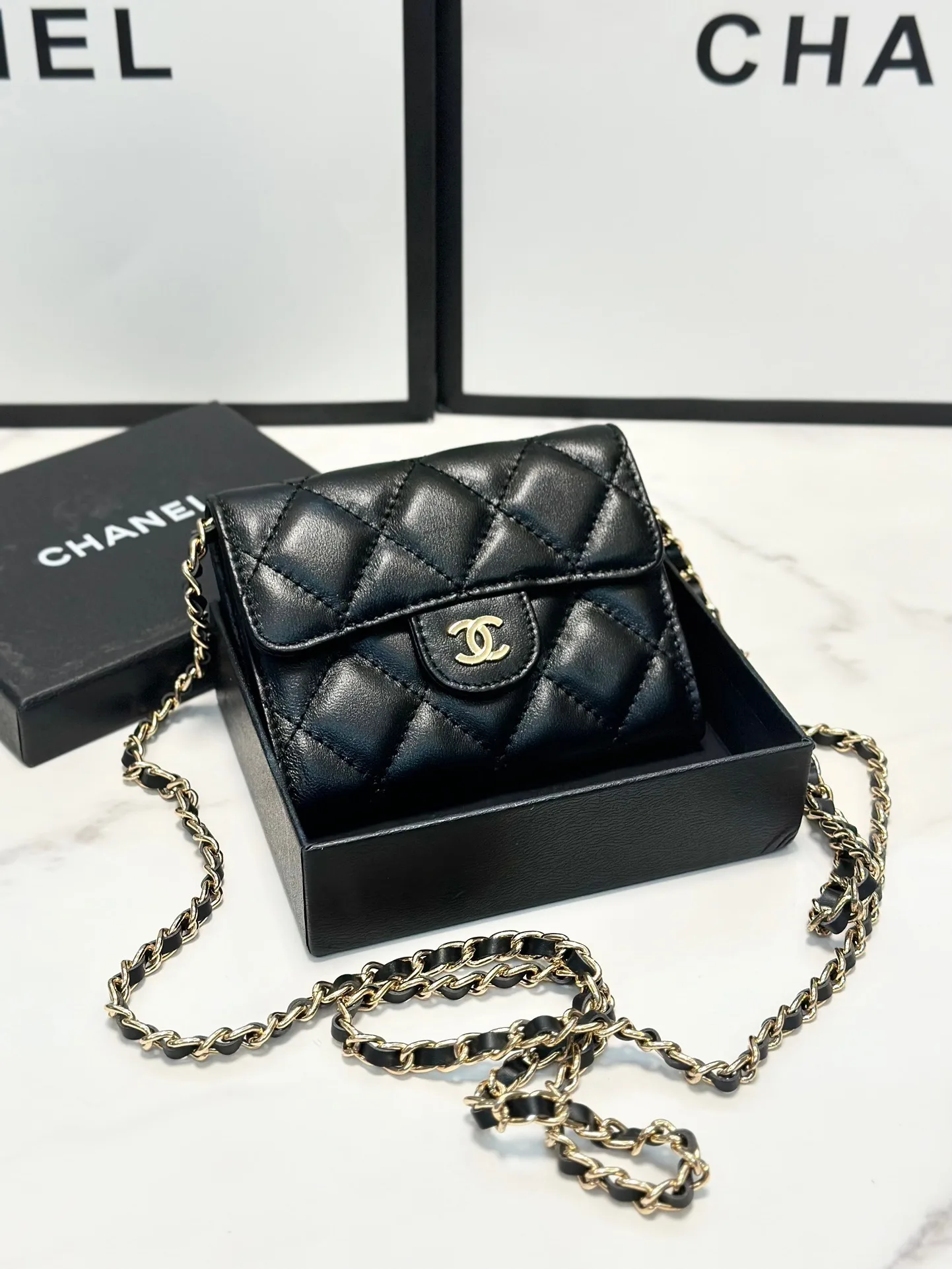 Classic Flap Chain Card Wallet Gold Metal Black