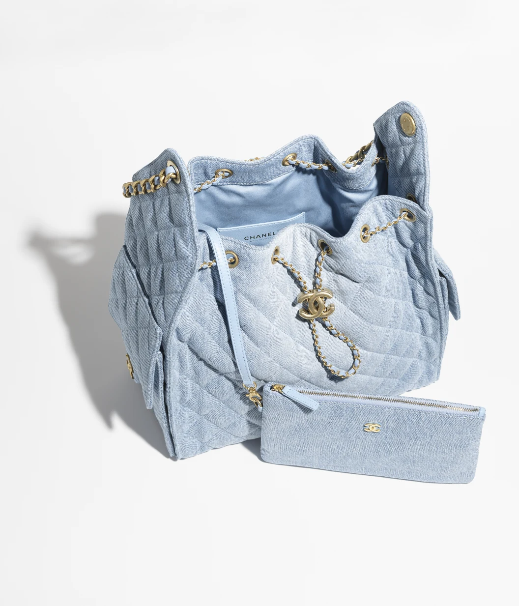 CHANEL 25 Medium Handbag Washed Denim Blue