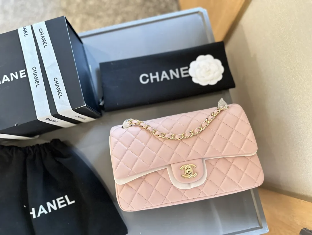 Classic 11.12 Handbag