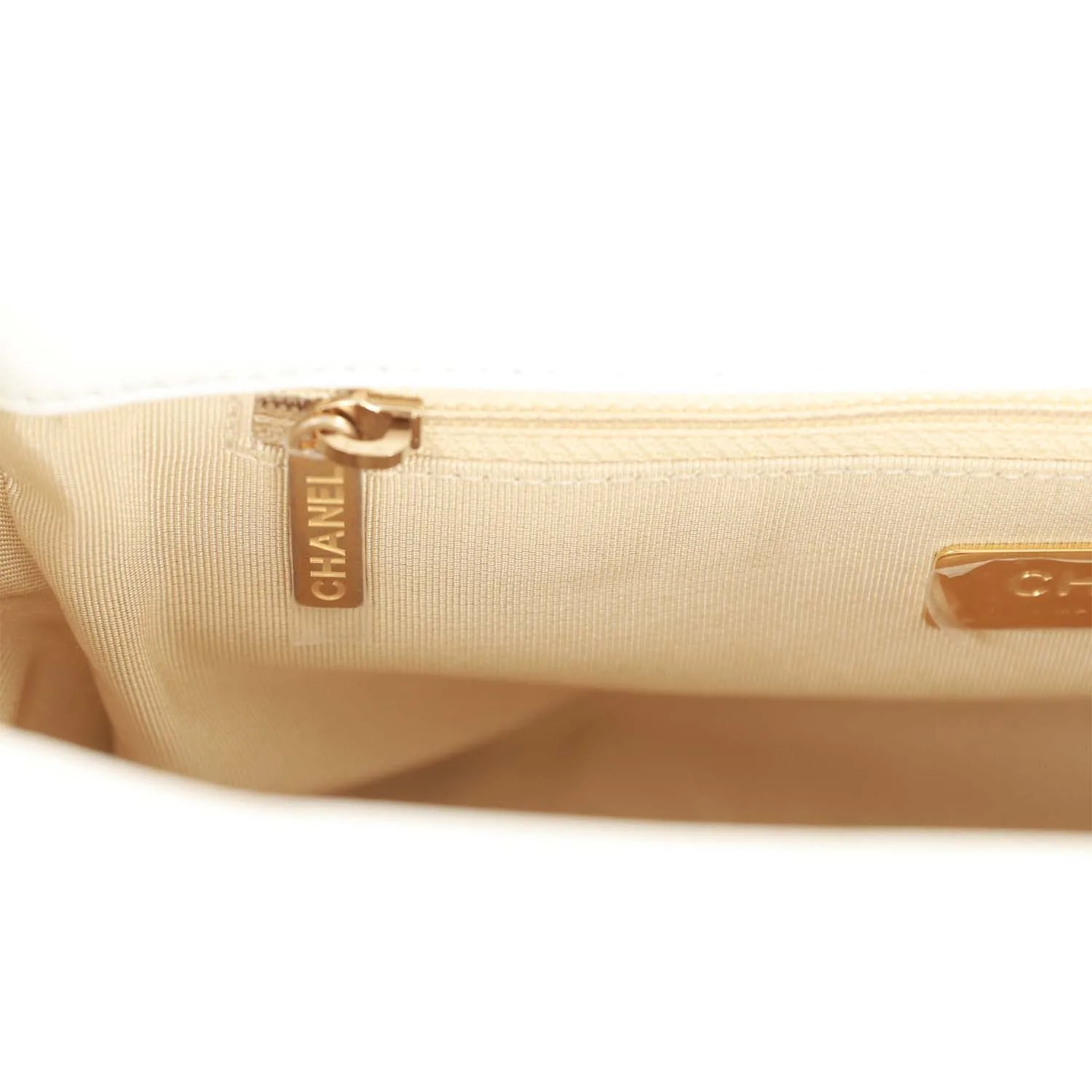 Medium 19 Flap Bag White Calfskin Mixed Hardware