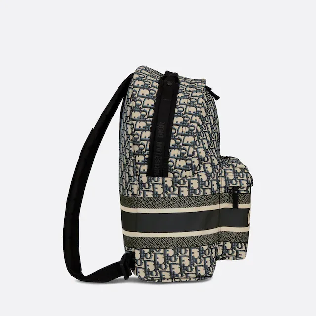 TRAVEL BACKPACK