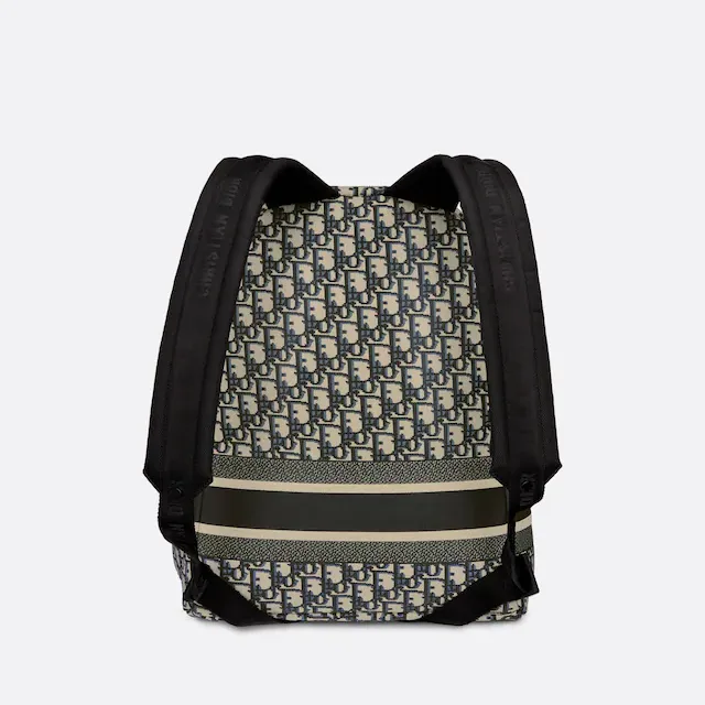 TRAVEL BACKPACK