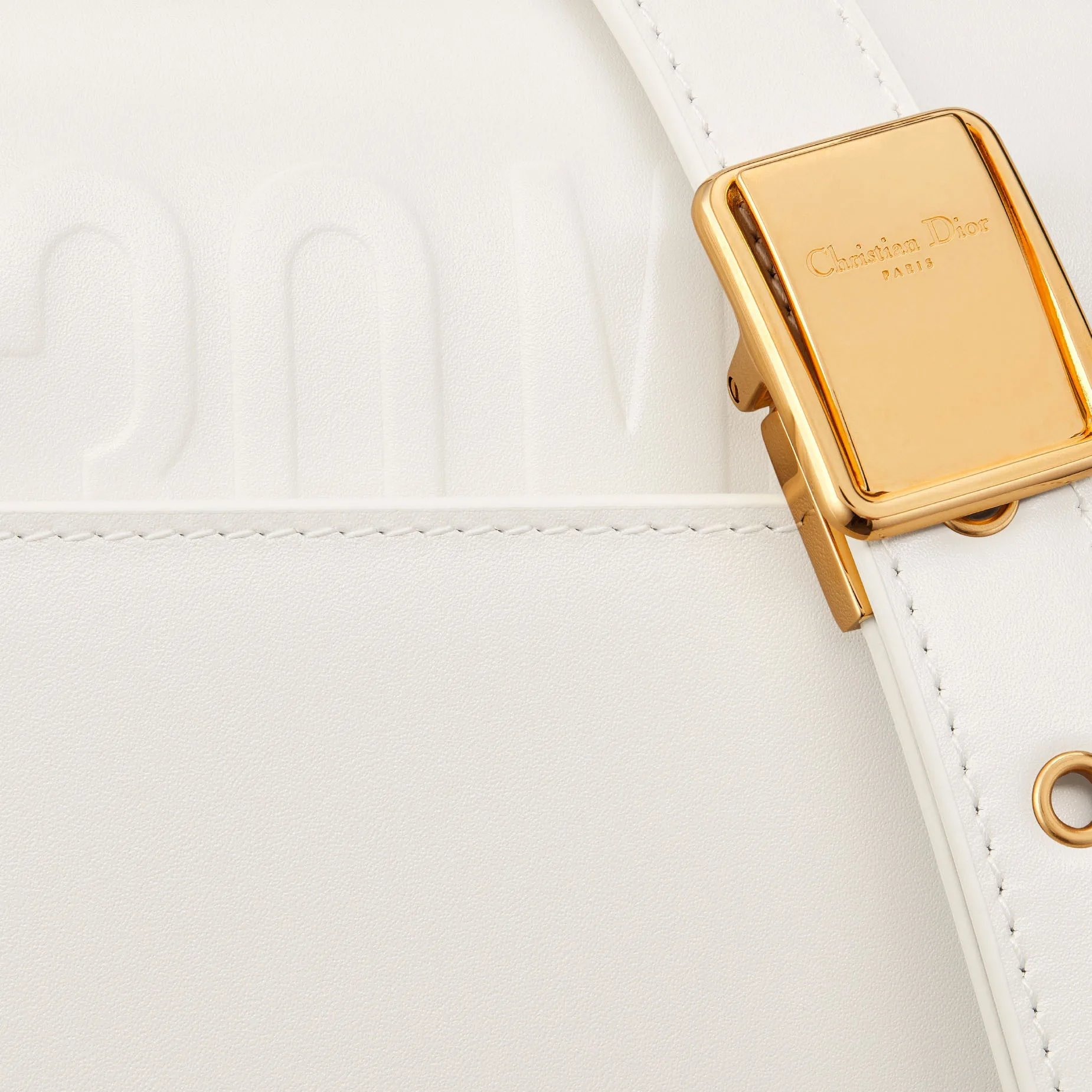 30 MONTAIGNE BAG