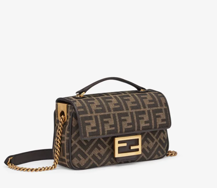 FENDI Baguette Chain Midi