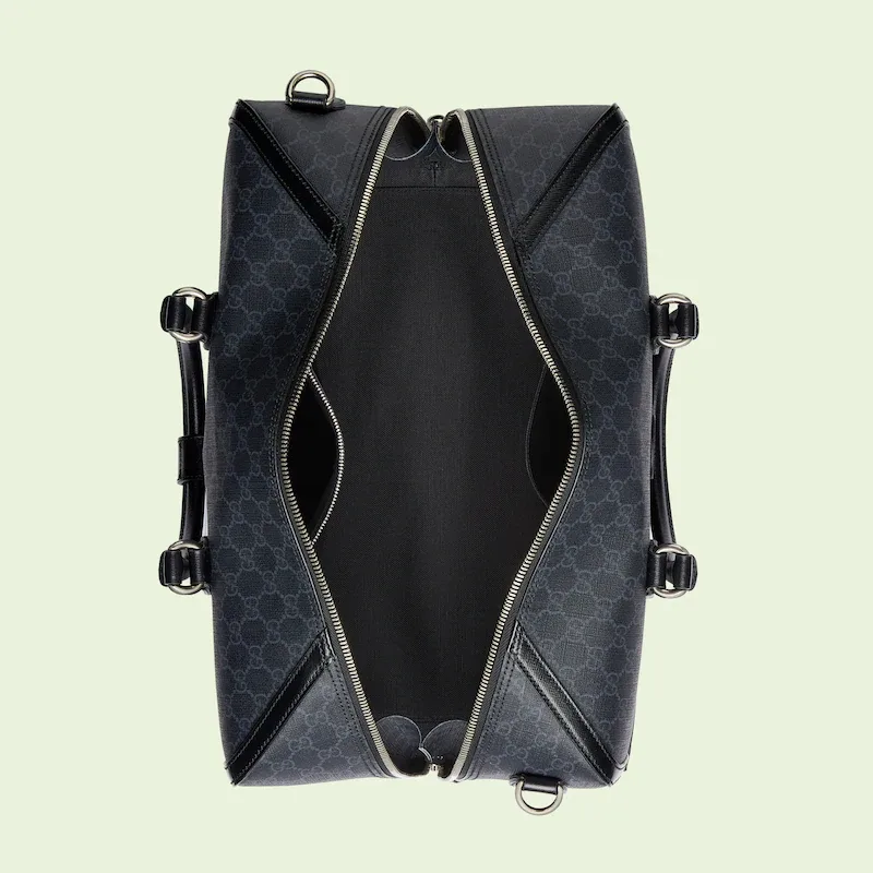 DUFFLE BAG WITH INTERLOCKING G