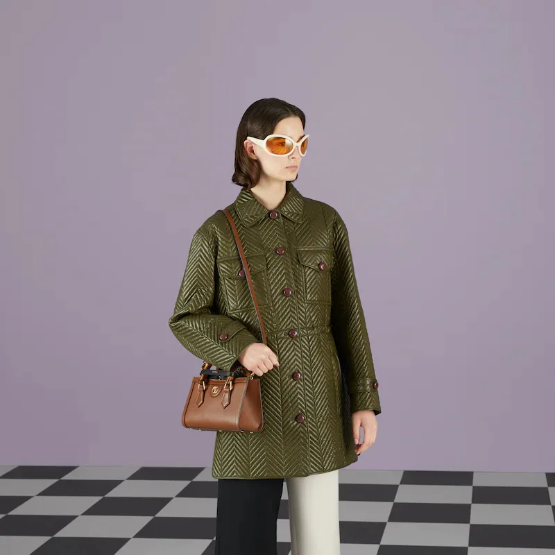 DIANA SMALL SHOULDER BAG