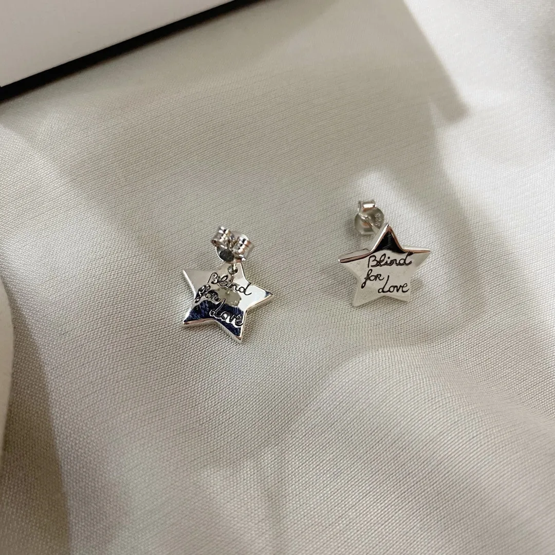 SILVER BLIND FOR LOVE STAR EARRINGS