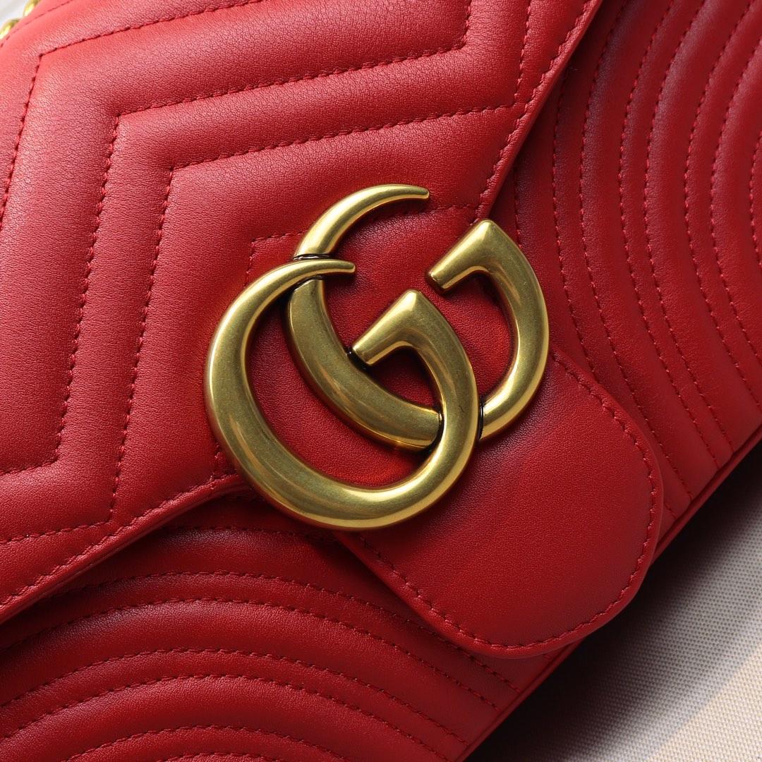 Gucci GG Marmont Small Shoulder Bag in red leather - Bag