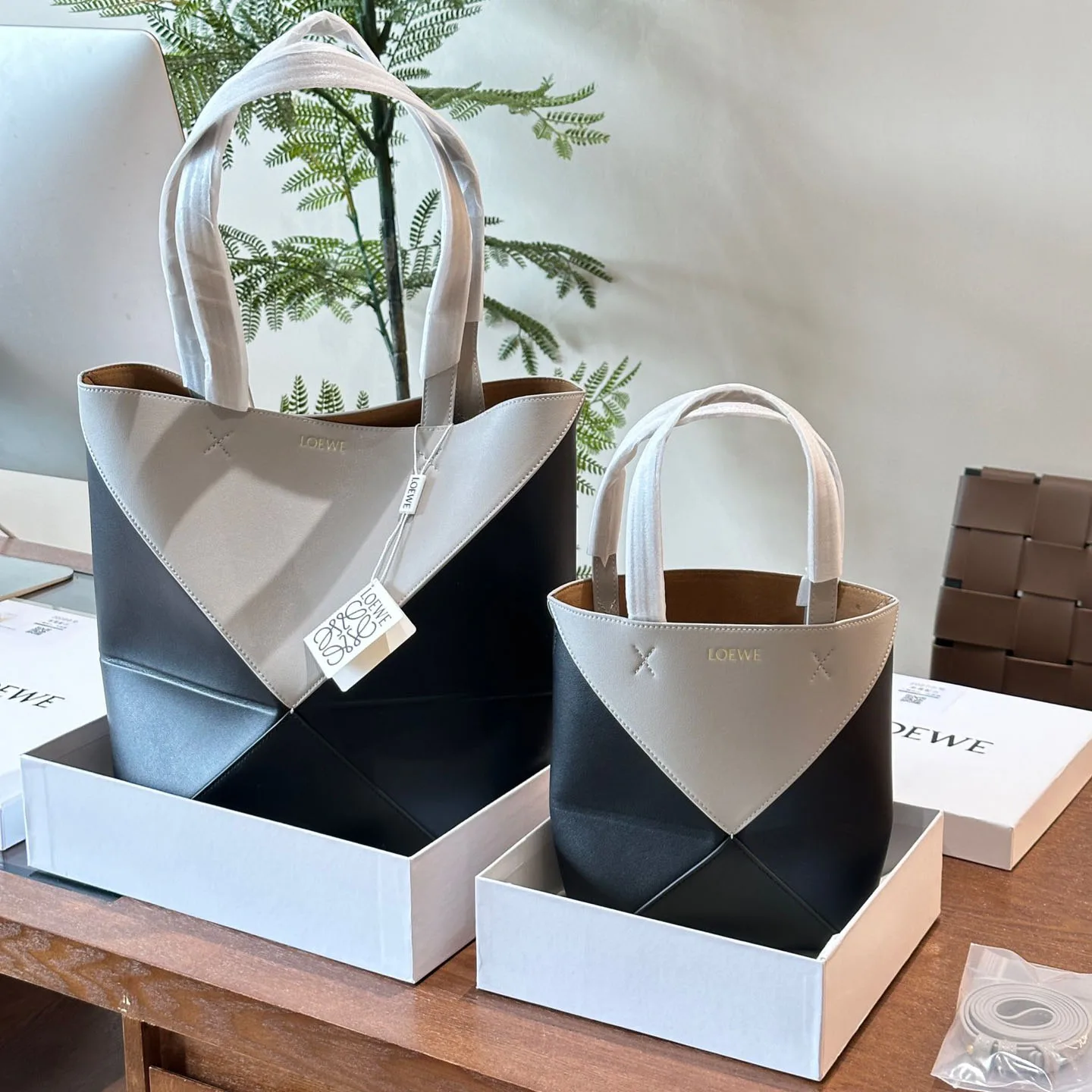 Puzzle Fold tote in shiny calfskin