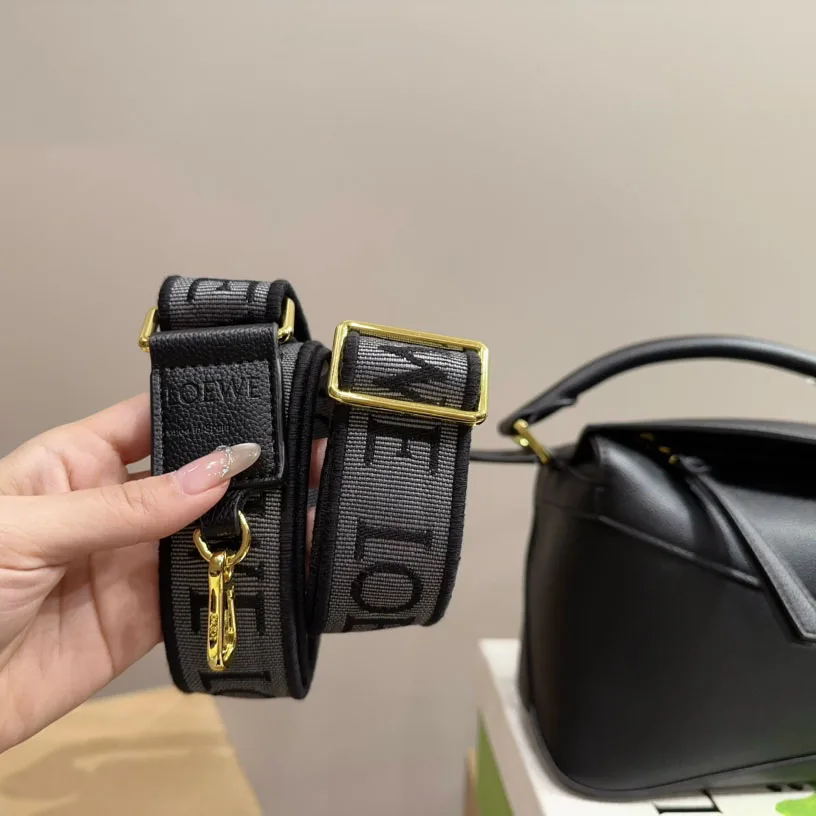 Puzzle bag in classic calfskin