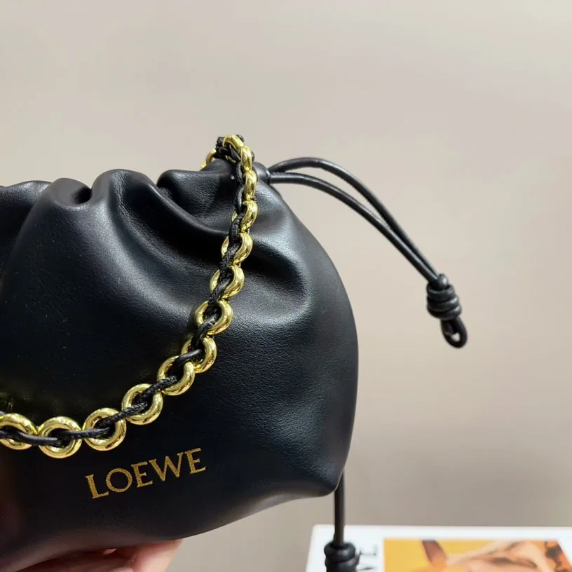 Flamenco purse in mellow nappa lambskin