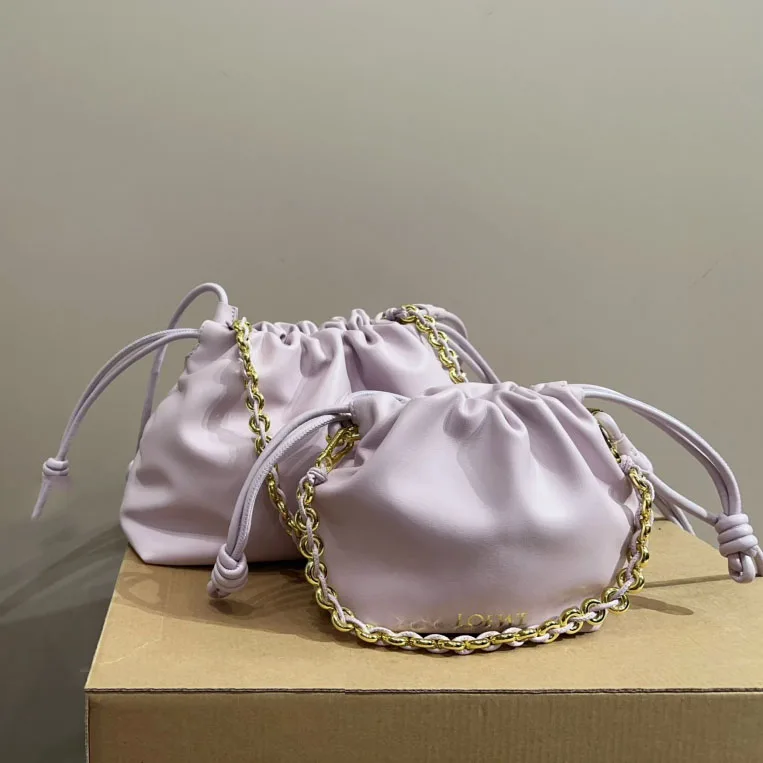 Flamenco purse in mellow nappa lambskin
