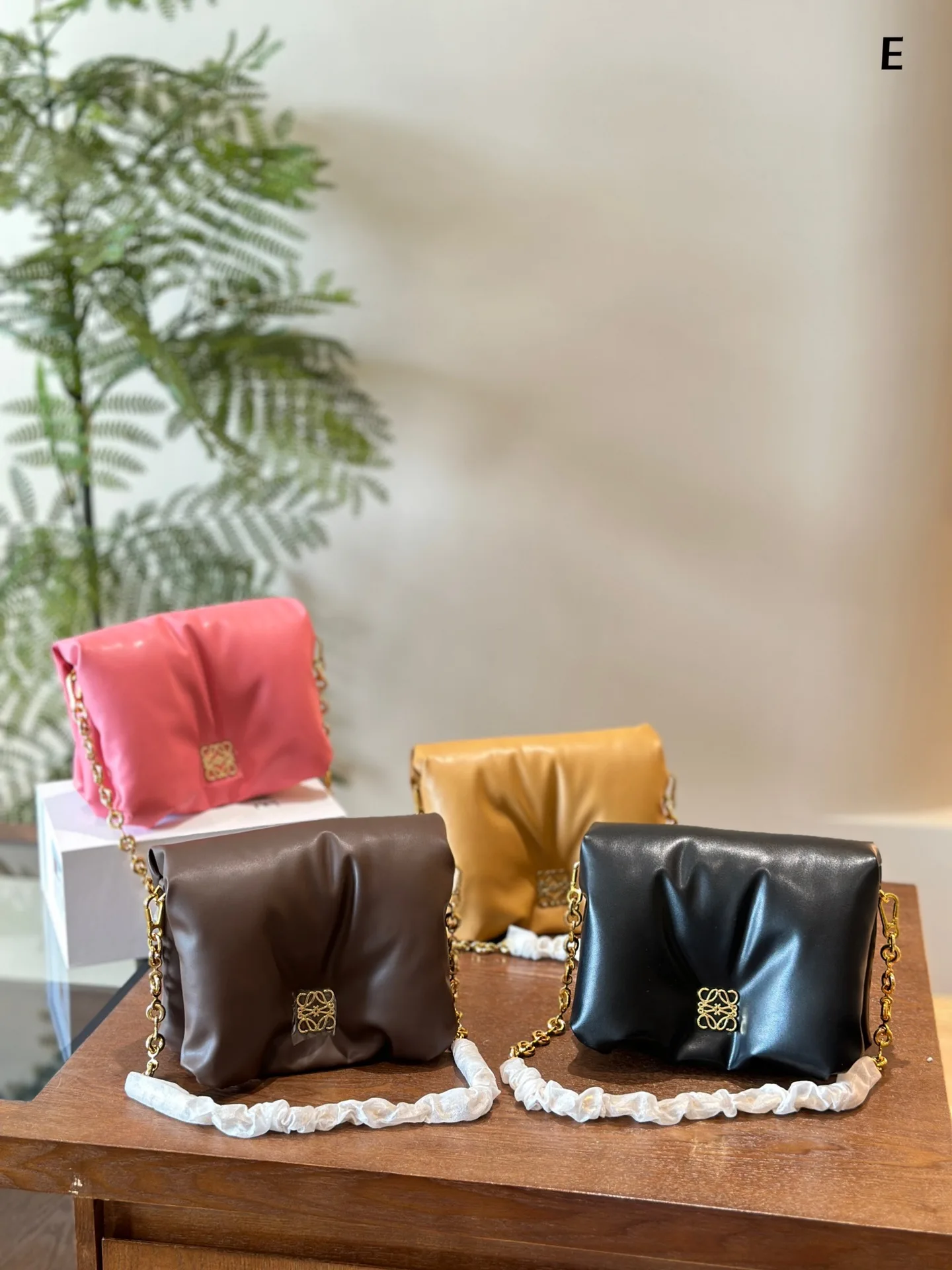 Goya Puffer bag in shiny nappa lambskin