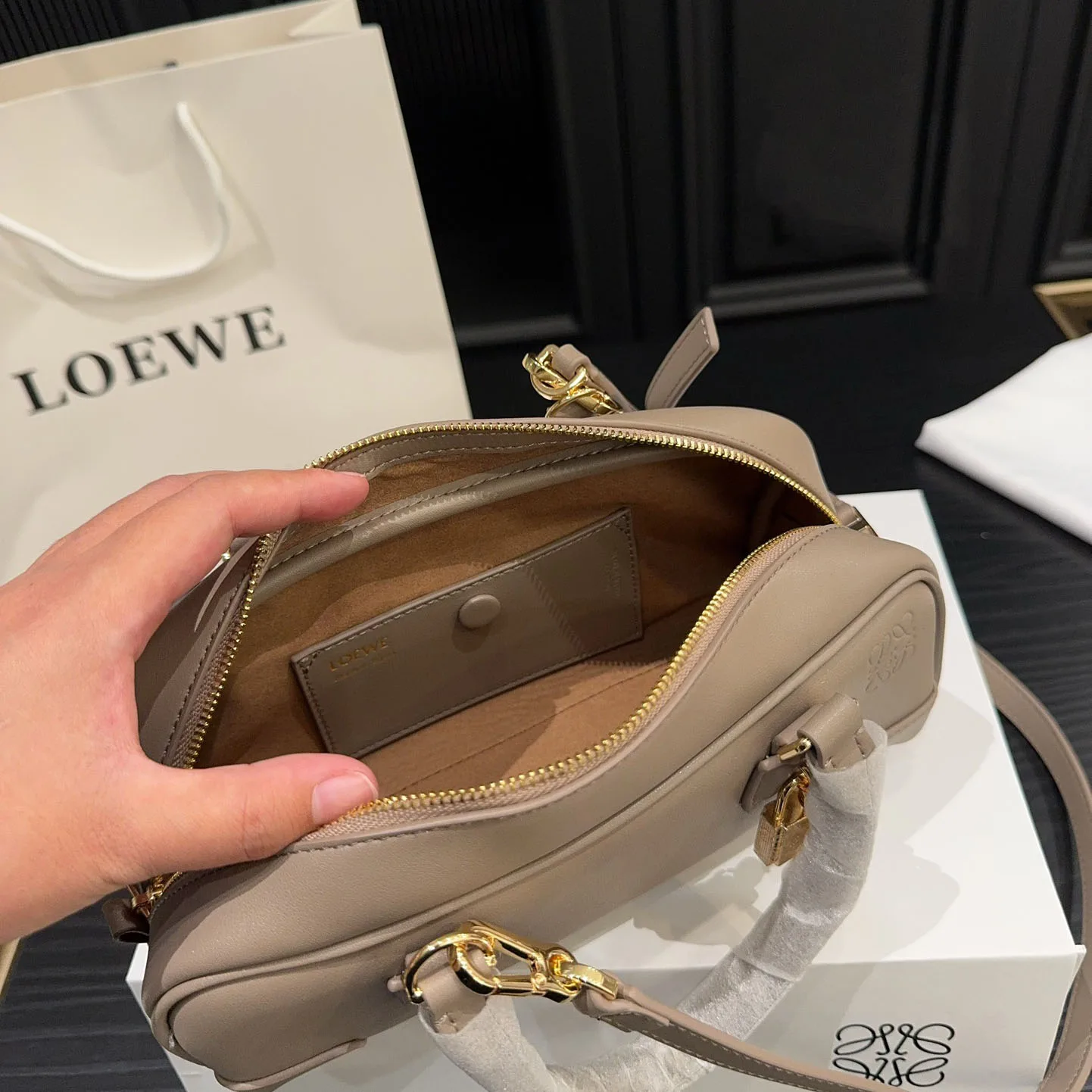 Amazona 23 Cropped bag in nappa calfskin