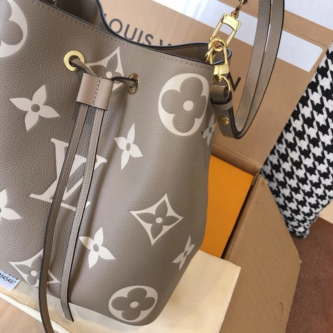 Louis Vuitton M45555 NéoNoé MM