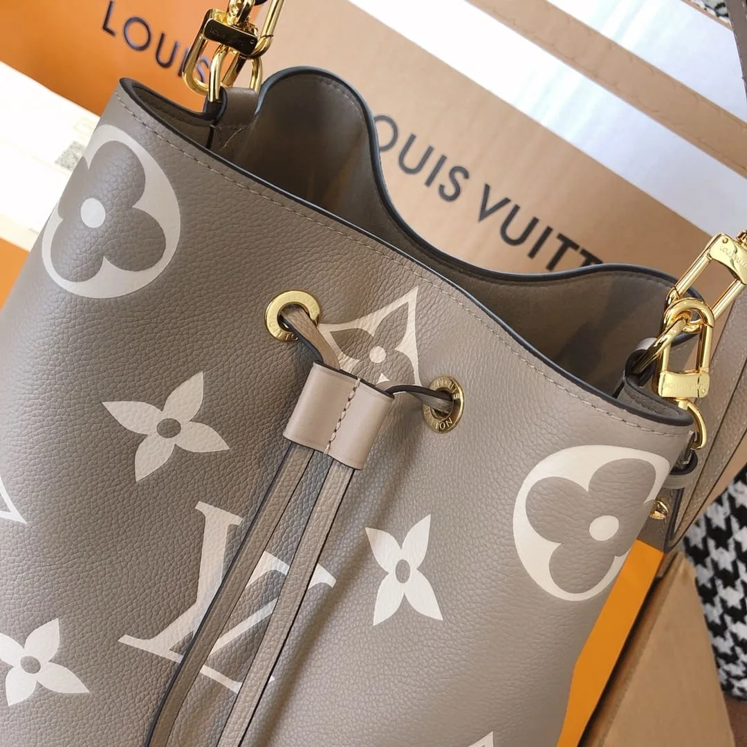 Louis Vuitton M45555 NéoNoé MM
