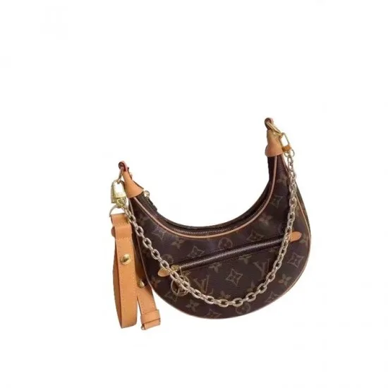 M44036 Crescent Bag