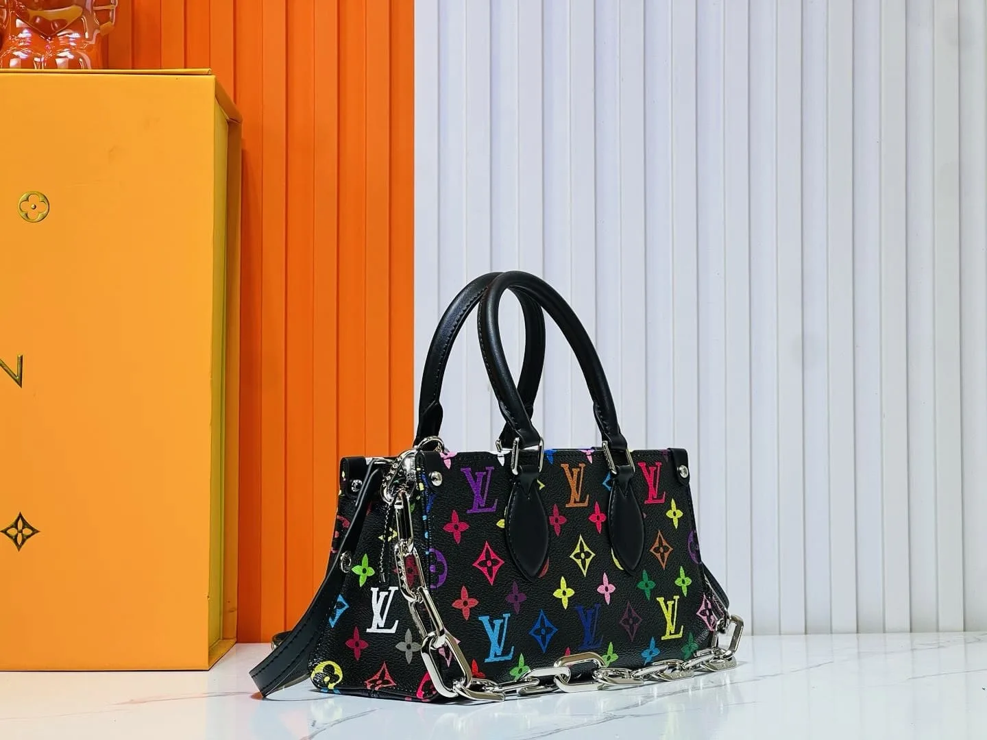 Louis Vuitton M13260 LV x TM OnTheGo East West Chain