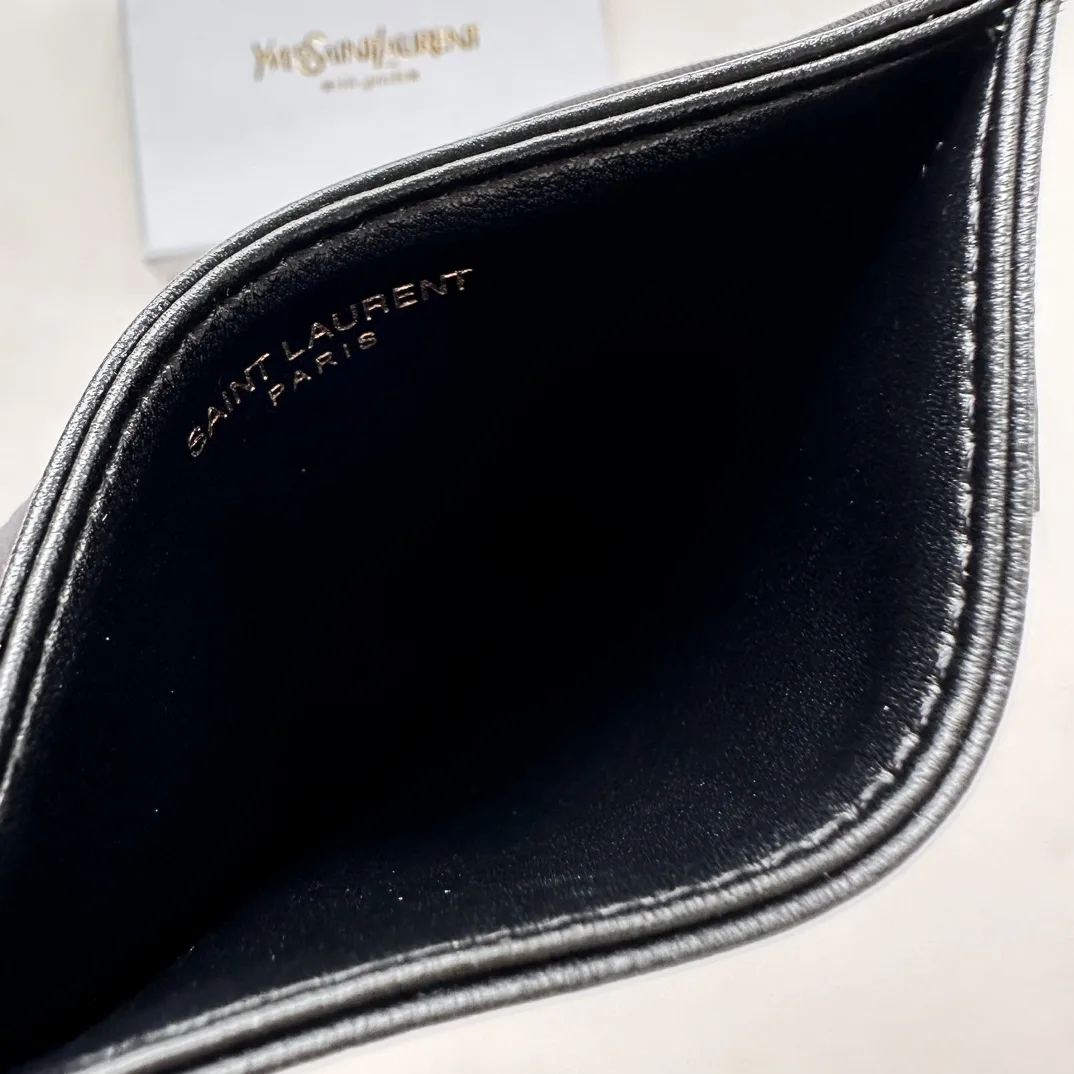 Saint Laurent CASSANDRE MATELASSÉ card case in lambskin -Black and Gold Wallet