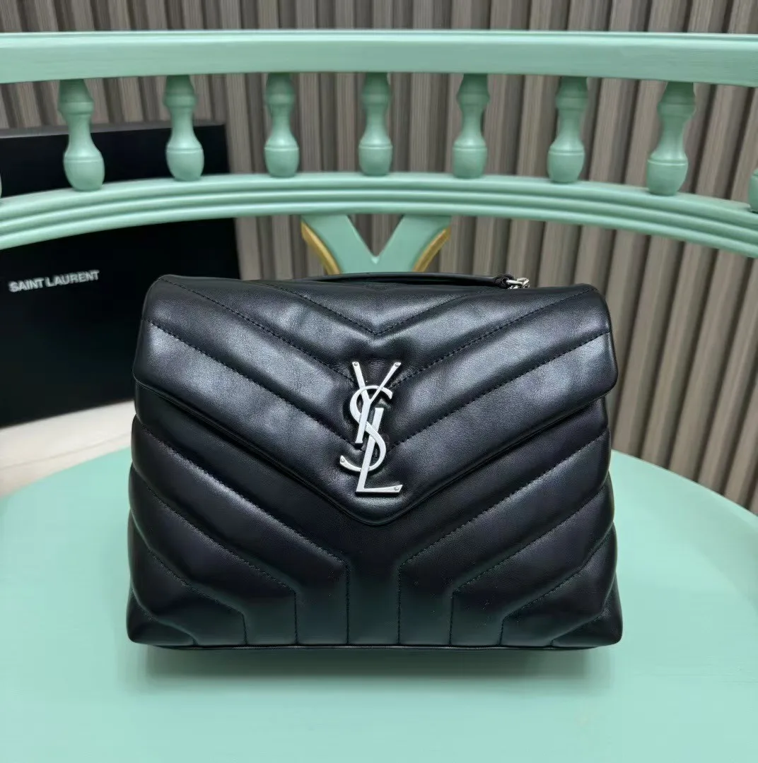 [TOP]SAINT LAURENT Loulou small quilted leather shoulder bag black - Bag